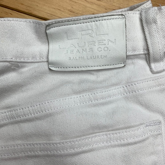 White Classic straight Jeans - Picture 2 of 5